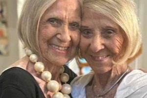 100-летние самостоятельные сестры-близнецы раскрыли секрет долголетия