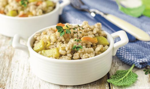 Как можно вкусно приготовить перловую кашу?