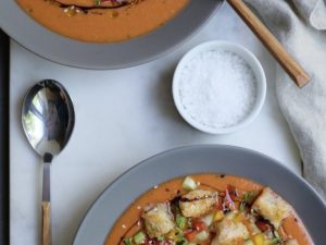 Гаспаччо с печенью трески