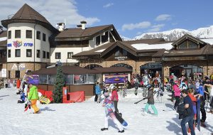 Стоимость отдыха на горнолыжных курортах России в марте заметно снизится