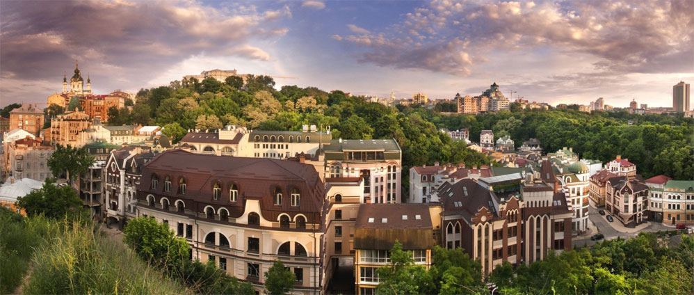 Туризм и путешествия