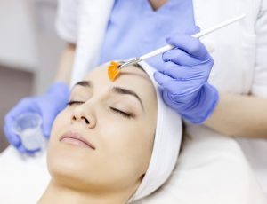 Пилинг Джесснера: что нужно знать о процедуре
