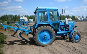 Трактористам станут выдавать цифровые права