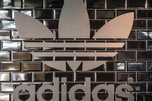 Adidas заработал в России более 2 млрд рублей