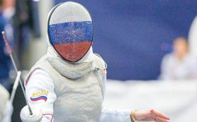 Сборная России с флагом и гимном выиграла юниорский ЧЕ по фехтованию